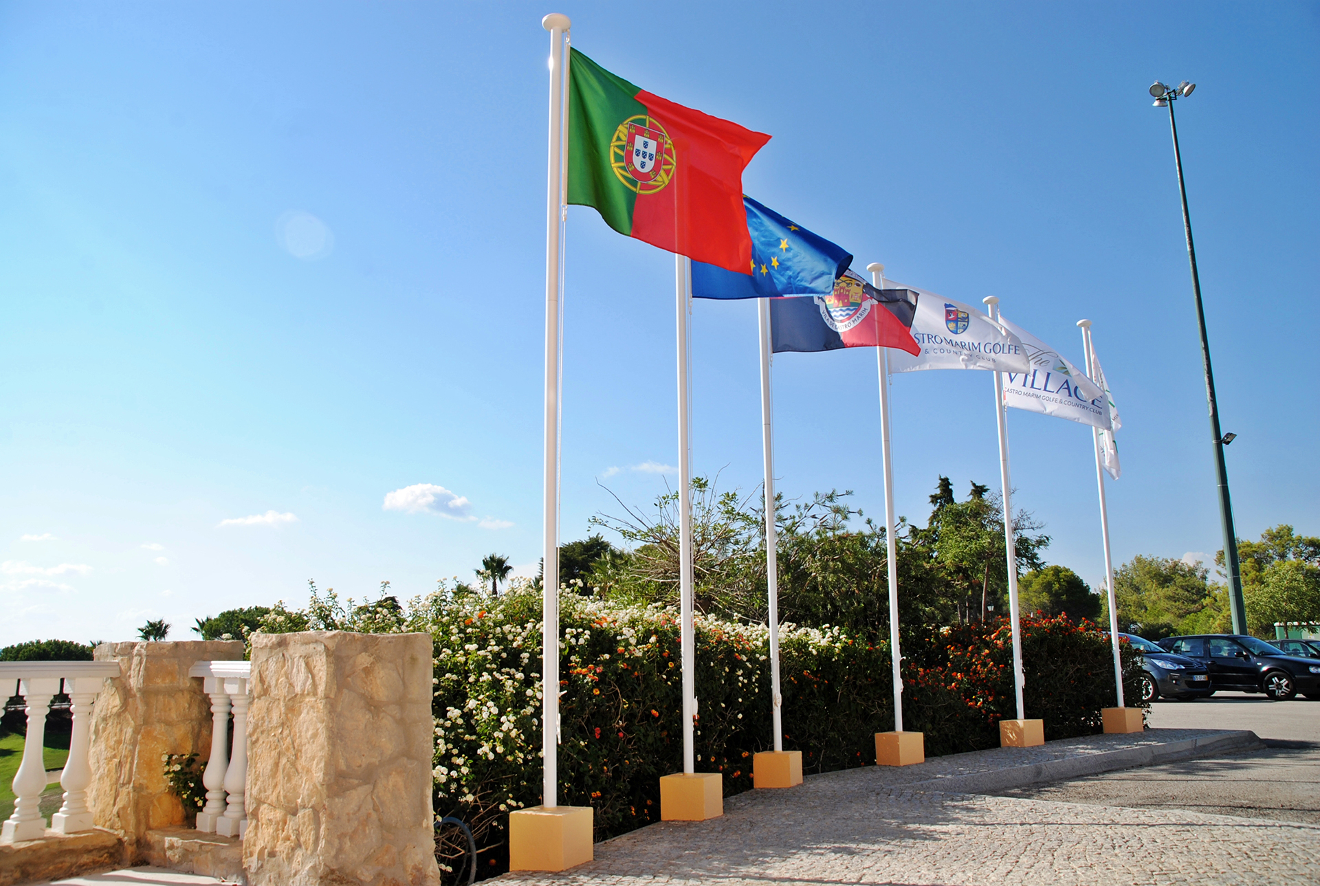Golf-expedition-golfreizen-golfresort-Castro-Marin-Golfe-&-Country-Club-country-flags