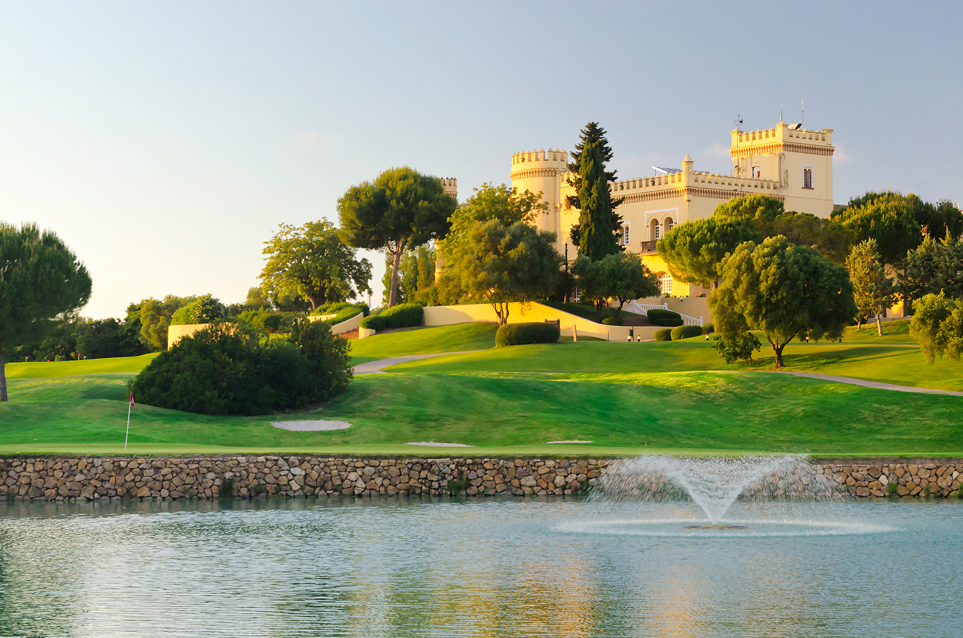 Golf-expedition-golfreizen-golfresort-Spanje-Regio-huelva-barcelo-montecastillo-golf-resort-Vista-Lago-Castillo