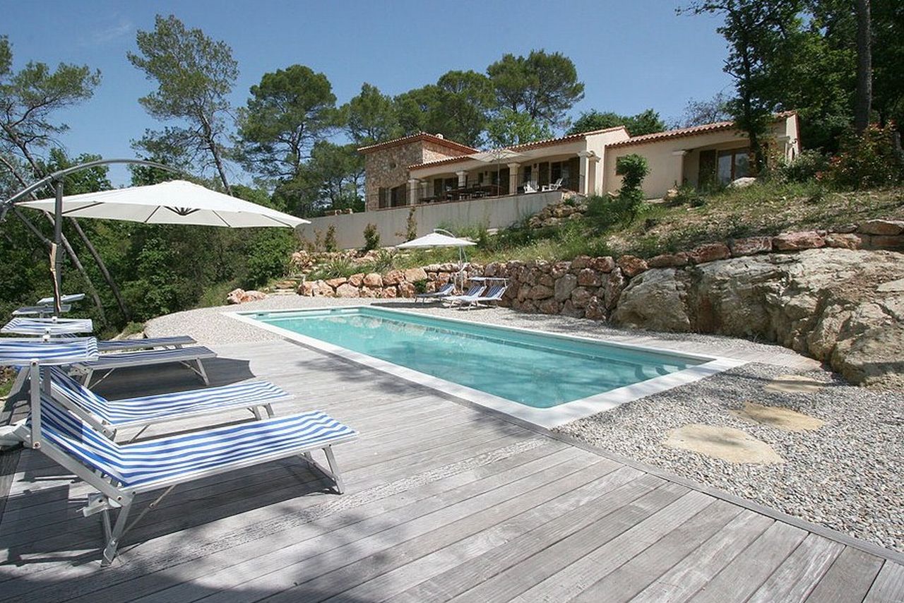 golf-expedition-golf-reizen-frank-regio-cote-d'azur-villa-la-brunhyere-villa-met-zwembad.jpg