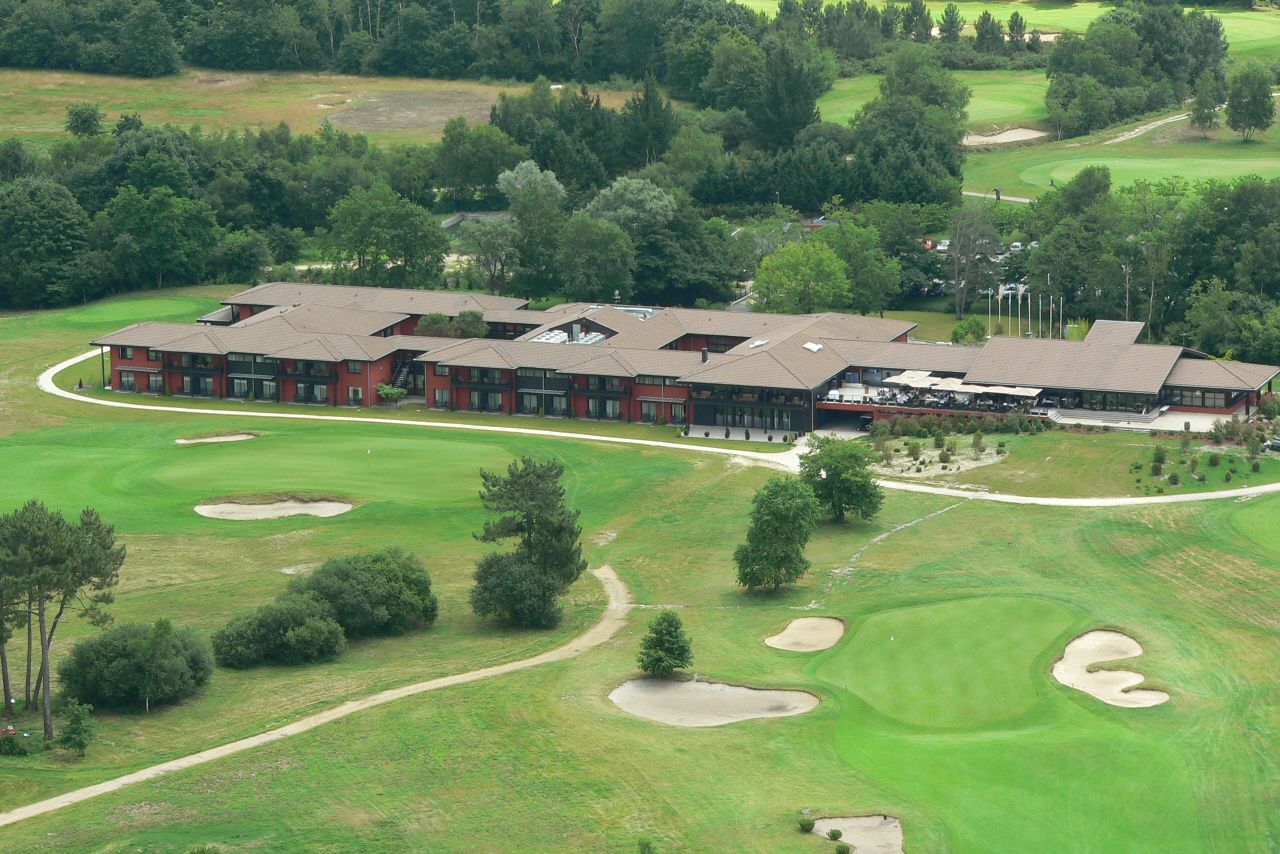 golf-expedition-golf-reizen-frankrijk-regio-aquitaine-bodreaux-golf-du-medoc-hotel-en-spa-golfbaan-met-resort.jpg