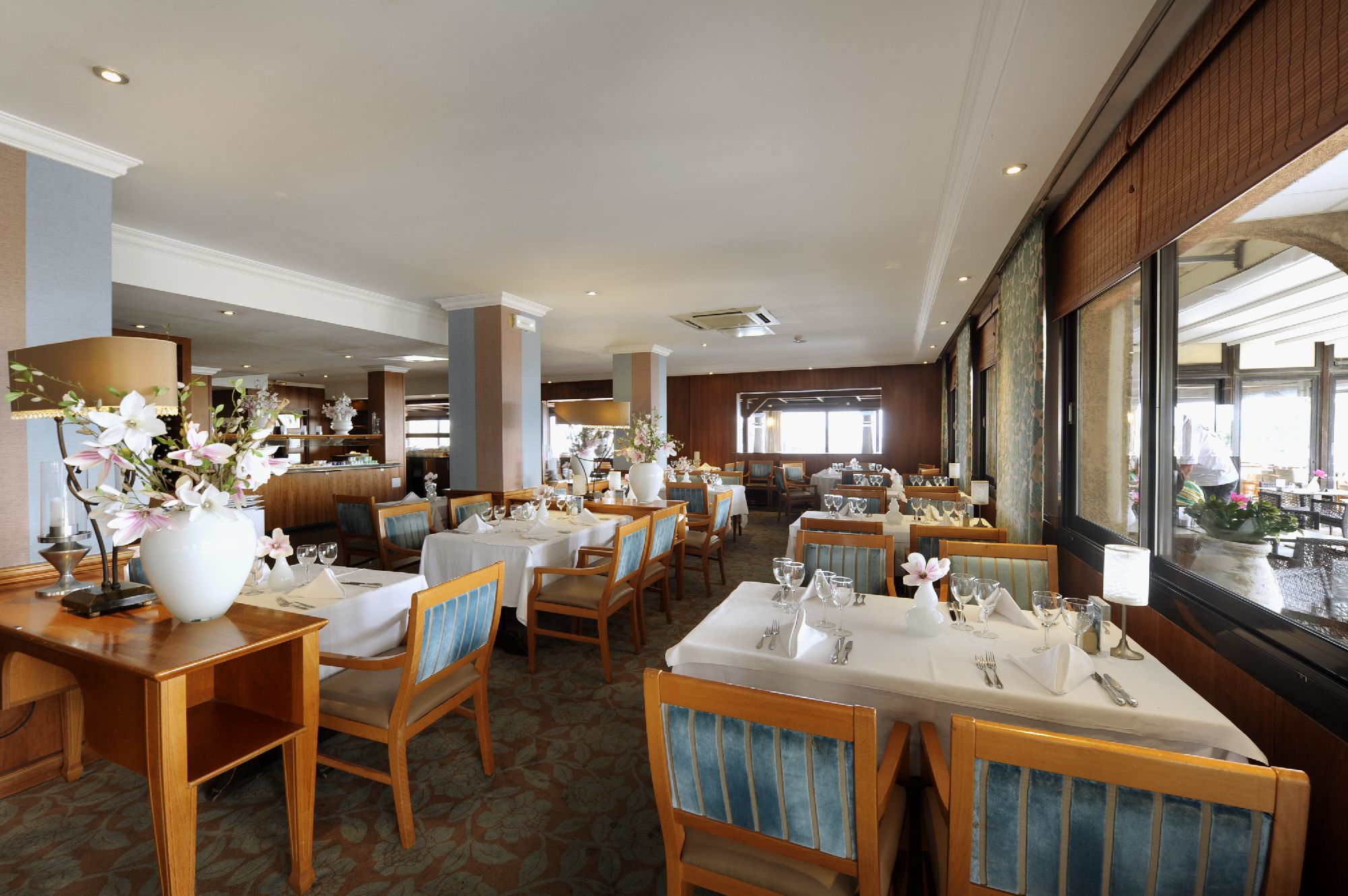 golf-expedition-golf-reizen-frankrijk-regio-cote-d'azur-hotel-saint-augulf-restaurant