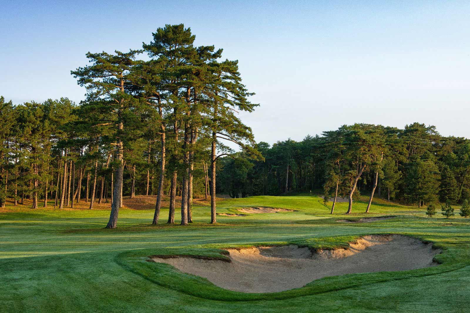 golf expedition golf reizen frankrijk regio pas de calais le manoir hotel golfbaan in natuur.jpg