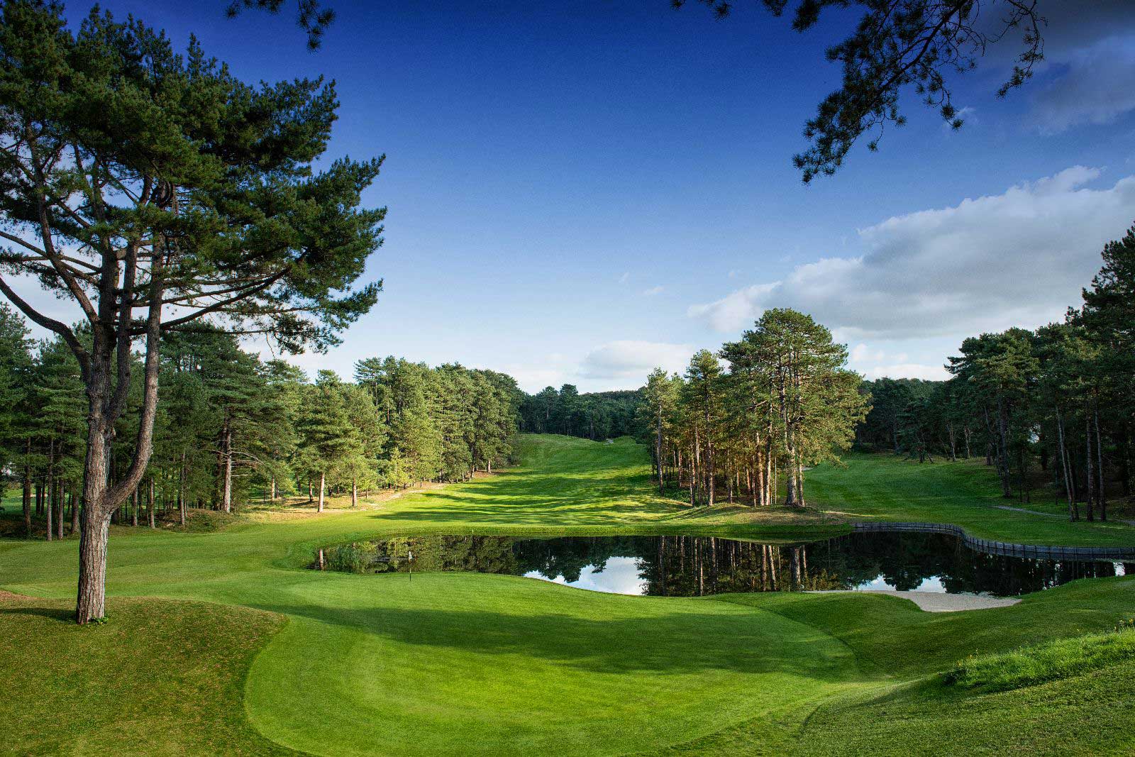 golf expedition golf reizen frankrijk regio pas de calais le manoir hotel golfbaan water hazard green