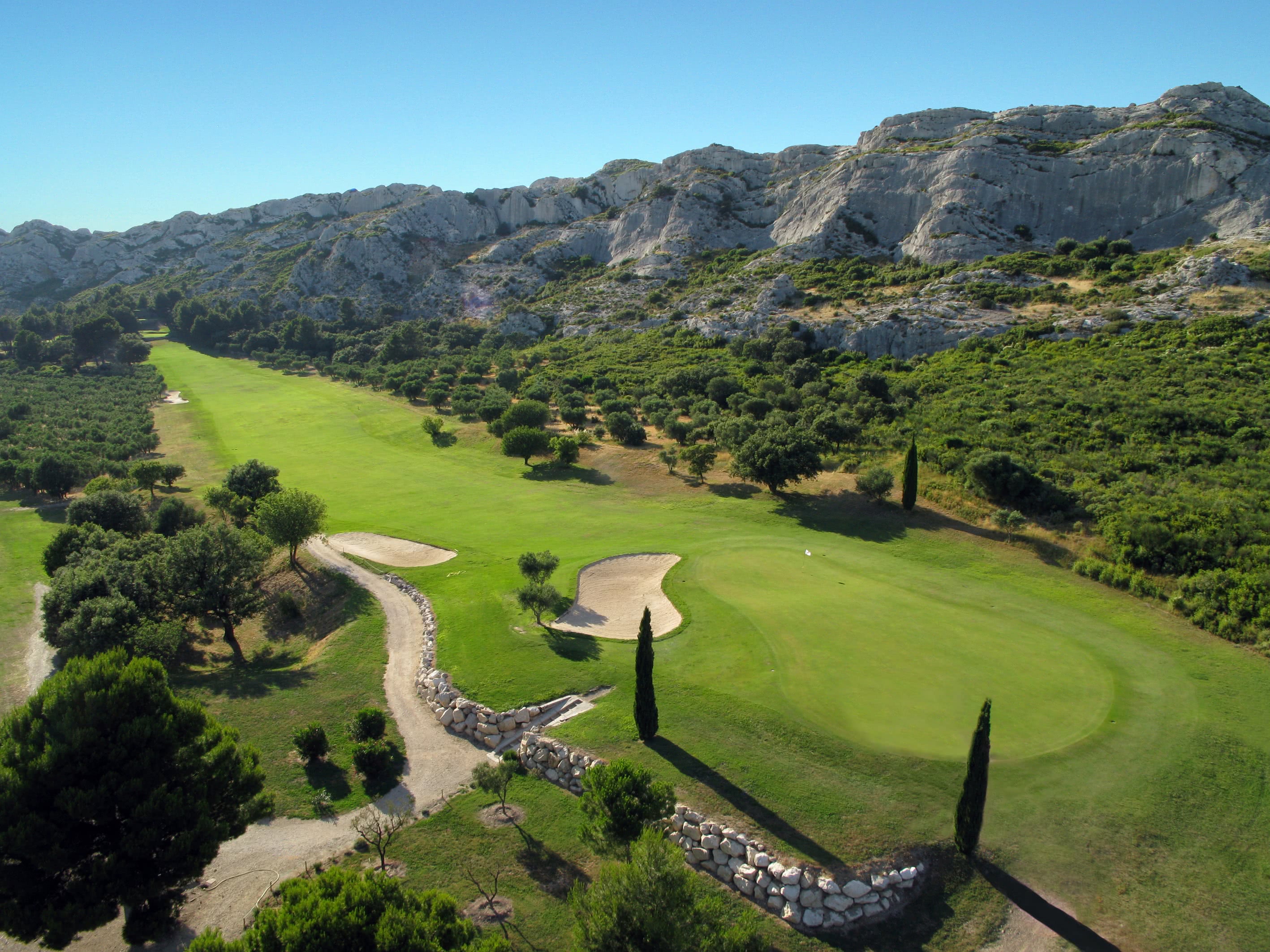 golf-expedition-golf-reizen-regio-provence-Mas-De-L'Ouilivé-golfbaan-bergen