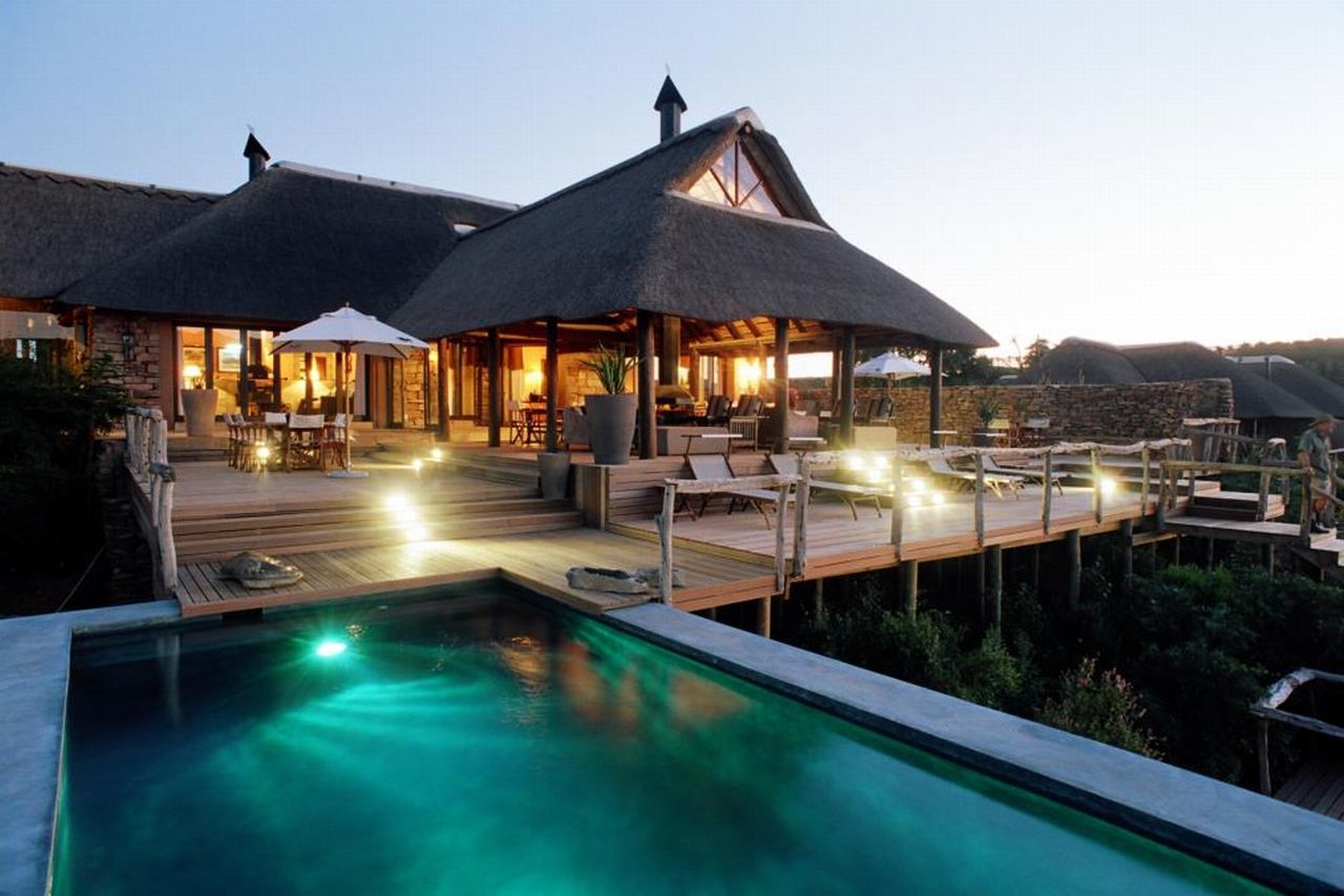golf-expedition-golf-reizen-zuid-afrika-resort-met-zwembad-ligbedden.jpg